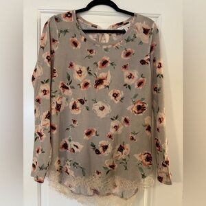 LC Lauren Conrad Gray Floral Lace-Hem Long Sleeve Top
